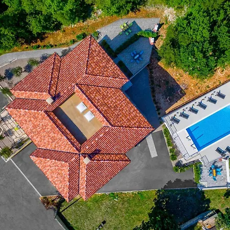 Stunning In Kostrena With Kitchen Zurkovo
